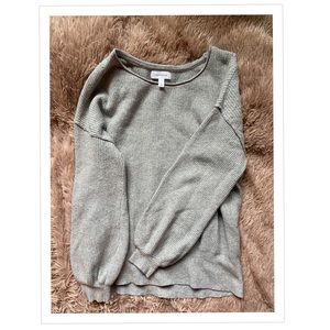 🚨 SOLD 🚨 Gray Sweater with Puff Sleeves